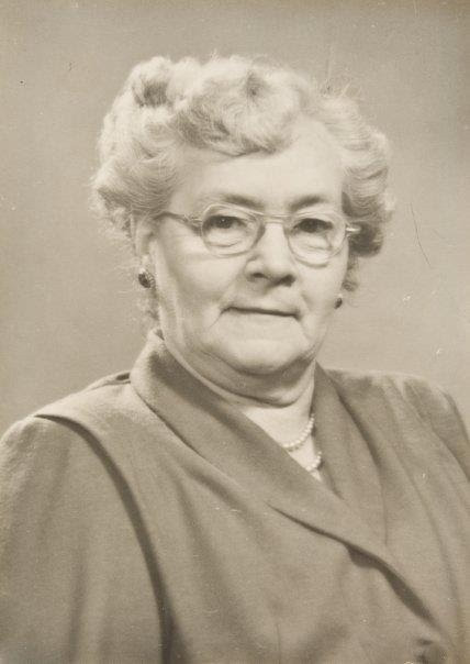 Anne Jones Barr Schmoll.jpg